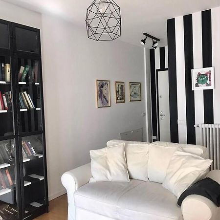 Appartement Comodo Bilocale Nuovo Milano Extérieur photo