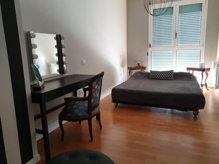 Appartement Comodo Bilocale Nuovo Milano Extérieur photo