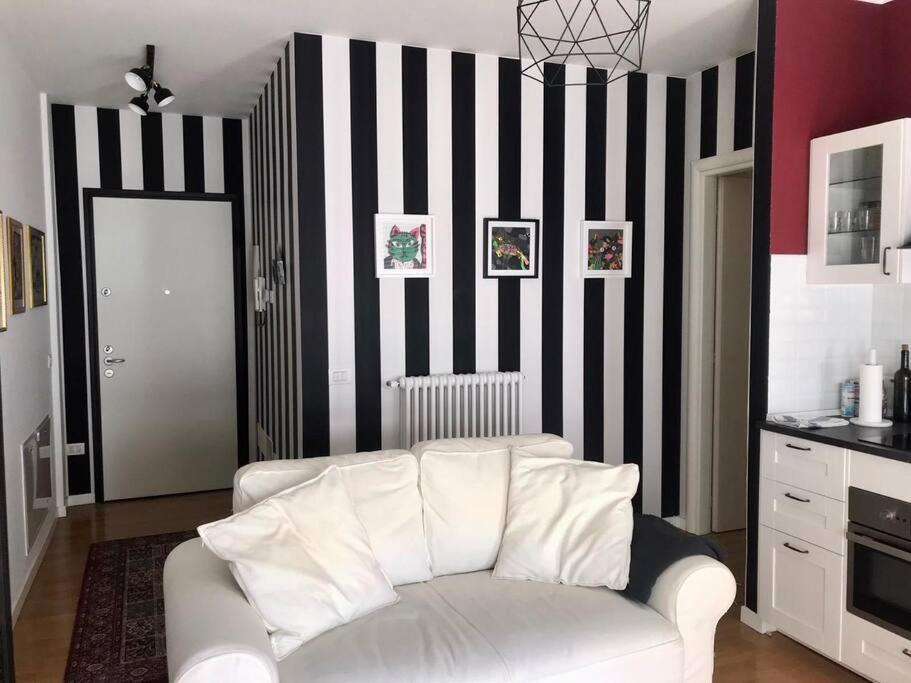 Appartement Comodo Bilocale Nuovo Milano Extérieur photo
